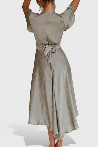 Franzi Vestido Elegante con Escote en V.