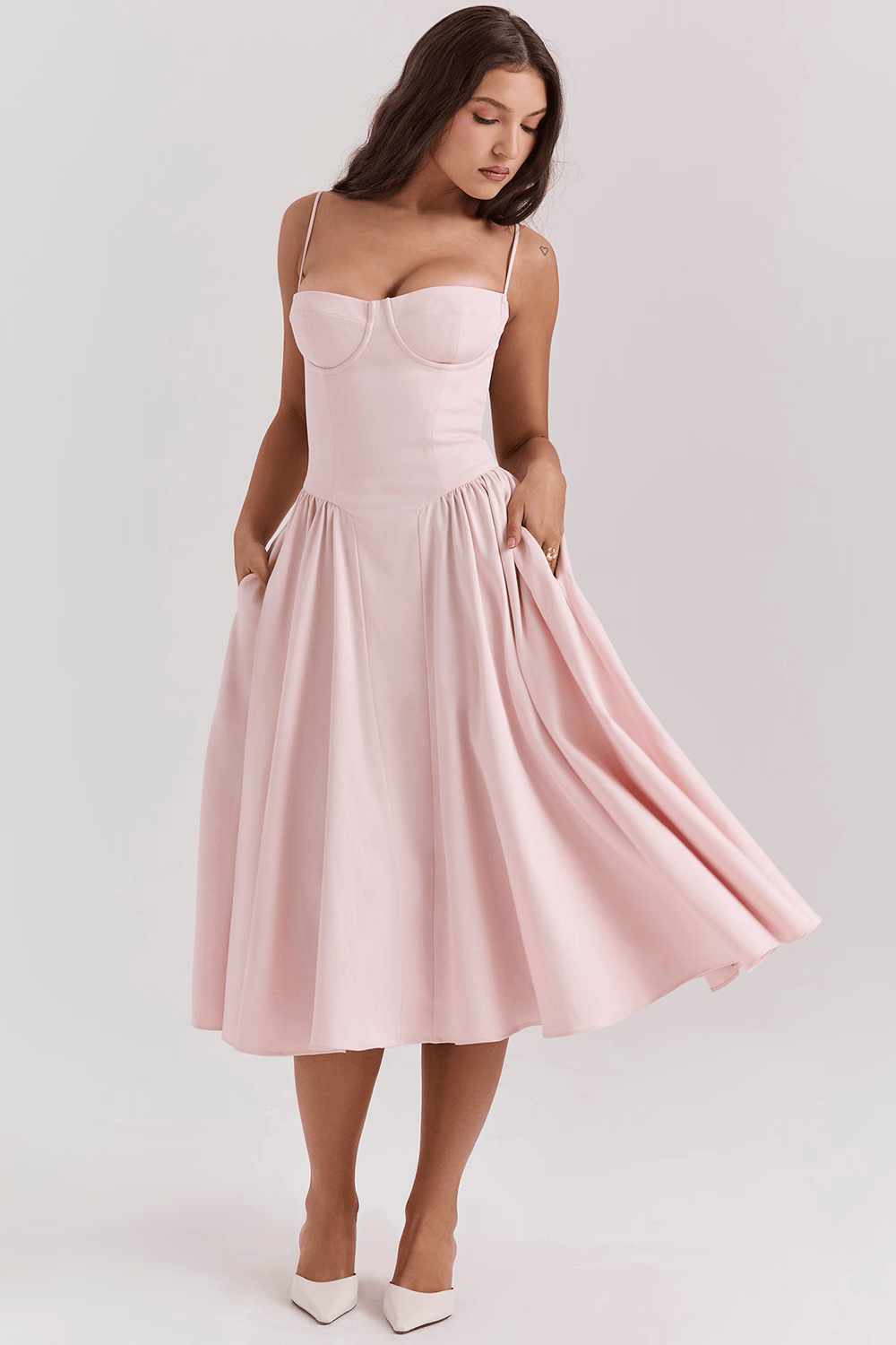 Felicity Vestido Midi Corsé Sin Mangas.