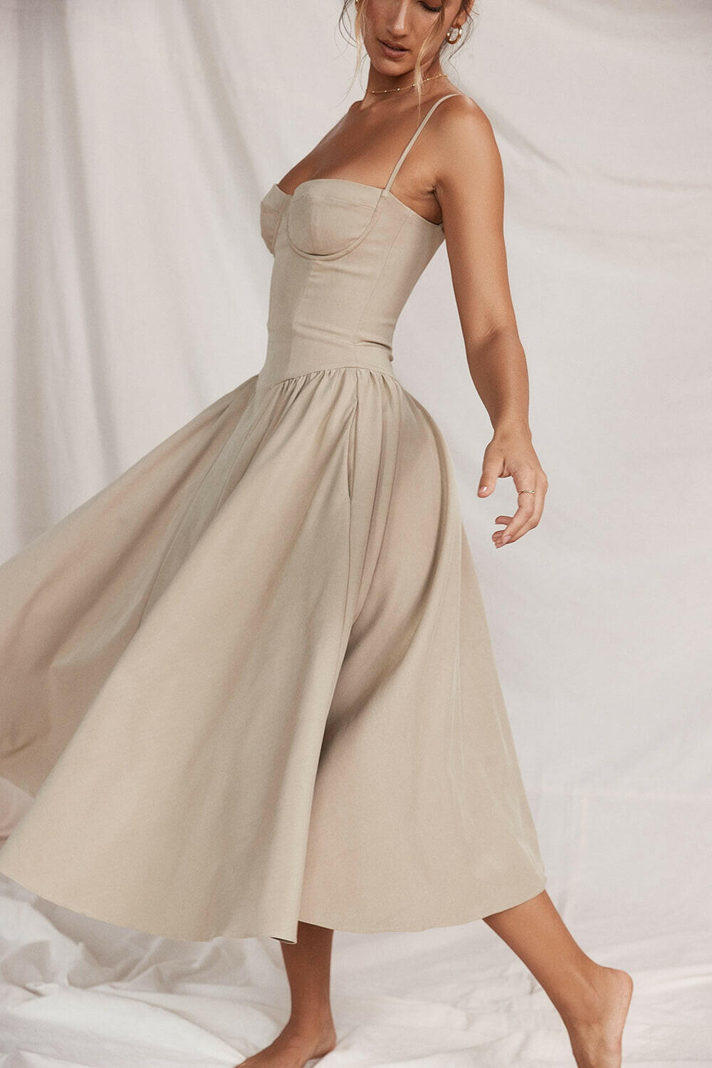 Vestido Midi Moldeador Tina.