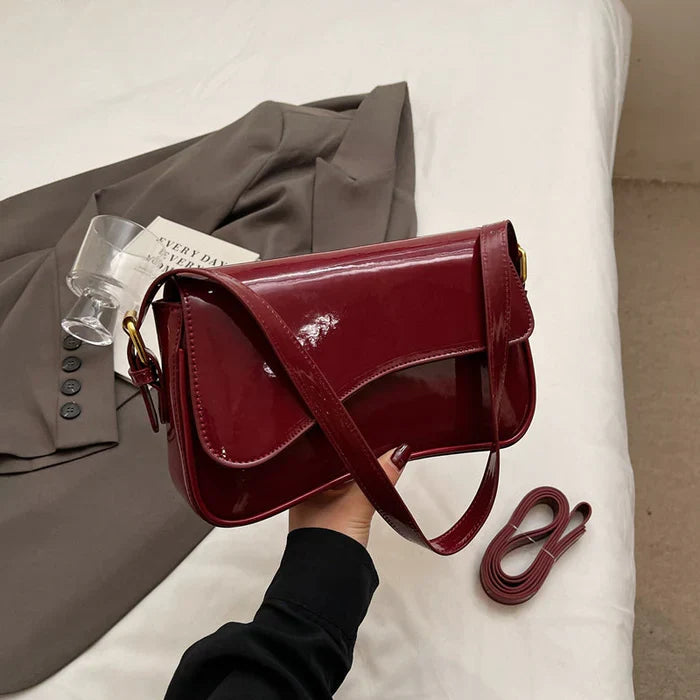 Saddie™ LEATHER BAG.